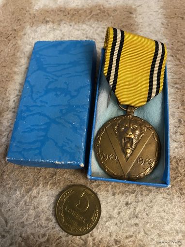 Бельгийская Памятная Военная Медаль 1940-1945 годы, родная муаровая лента