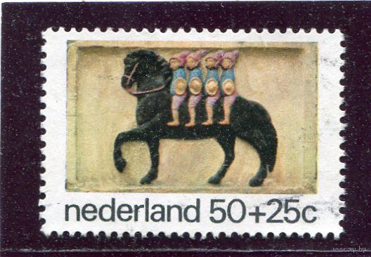 Нидерланды. Исторические фасадные декоративные плитки