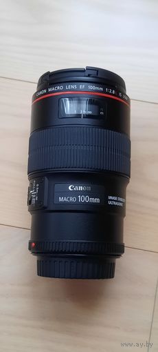 Объектив Canon EF100 f/2.8L Macro IS USM