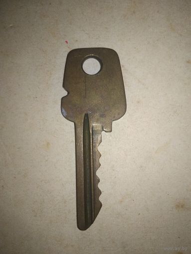 Ключ старинный СССР 9