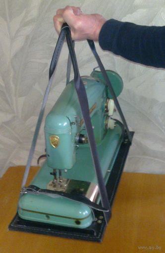Переноска футляр для швейной машинки