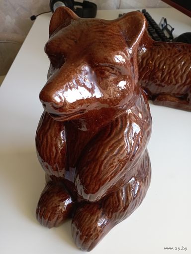 Большая статуэтка-копилка Медведь 60-70 годов. h - 27,5 см. Обливная керамика.