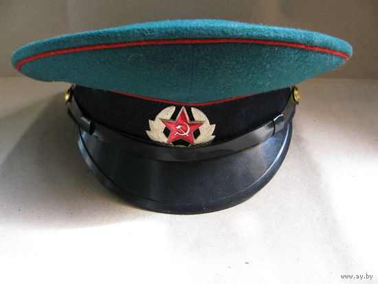 Фуражка пограничника ПВ КГБ СССР, 53 размер.