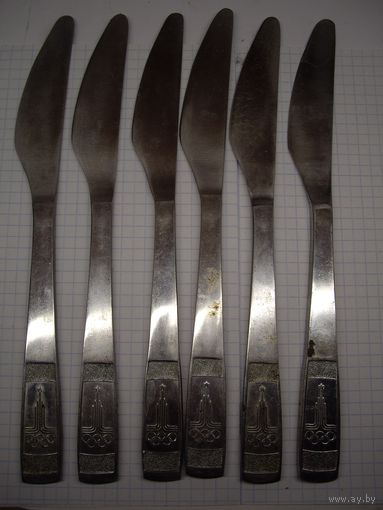 Столовые ножи с символикой олимпиады.