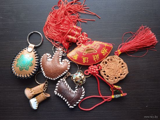 Сувениры из Китая : 7 шт. (брелоки и амулеты)