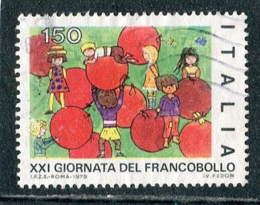 Италия. День почтовой марки. Рисуют дети
