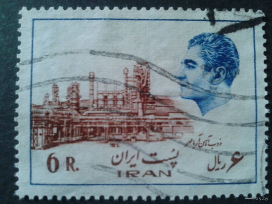 Иран 1975 завод, Мухаммед Реза Шах Пехлеви