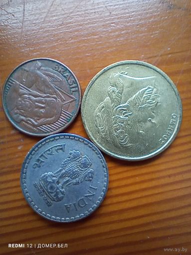 Индия 5 рупий 1995, Греция 50 драхм 1998, Бразилия 5 центов 2005  -96