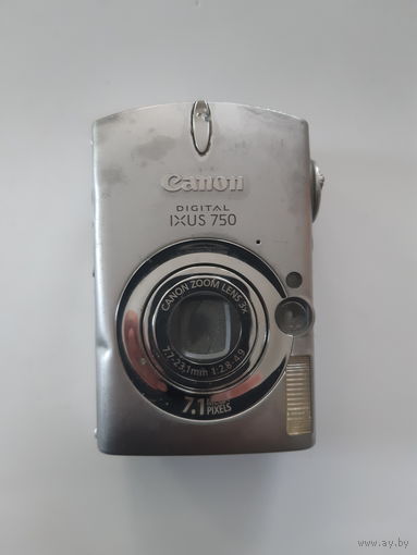 Фотоаппарат Canon 750.