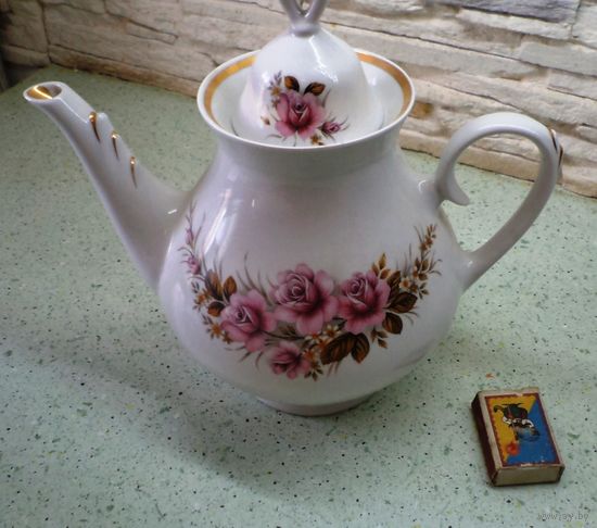 Чайник фарфоровый большой заварочный  СССР