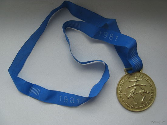 Медаль спортивная пионерская ГДР