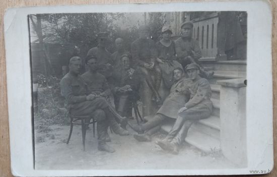 Фото группы товарищей (НКВД?) 1920-30-е. 9х14 см