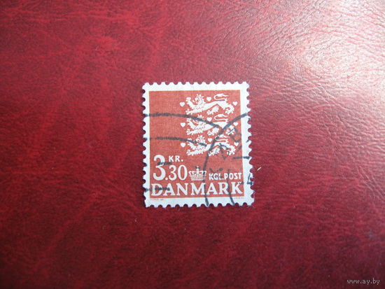 Марки герб 1981 год Дания
