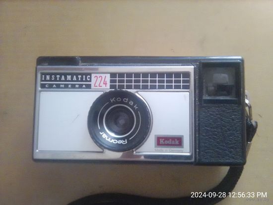 Фотоаппарат пленочный Kodak INSTAMATIC 224 винтажный