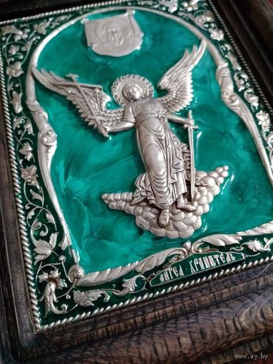 Икона "Ангель хранитель", киот дуб, эмаль, серебрение