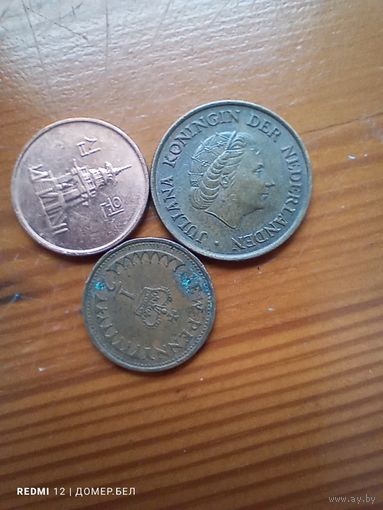 Южная корея 10 вон 2009, Нидерланды 5 центов 1975, Великобритания пол пени 1971 -104