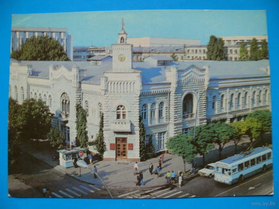 Гаспарянец В.(фото), Кишинев. Здание исполкома горсовет; 1981, 1982, чистая.