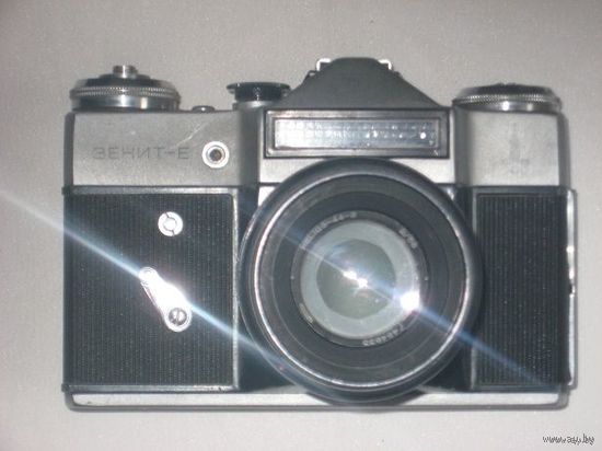 Фотоаппарат ЗЕНИТ-Е с олимпийской символикой