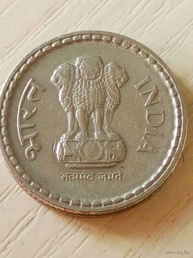 Индия 5 рупий 2002г.