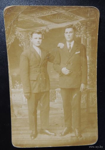 Джентльмены ,Канада, польские  эмигранты., 1920 е