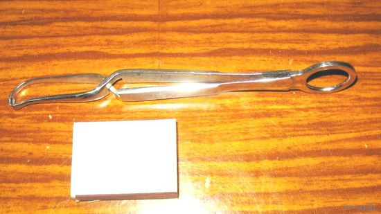 Инструмент медицинский (коллекция), лот No4: зажим для прикрепления салфеток