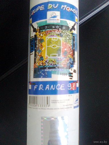 КОФР ОТ ПЛАКАТА ЧЕМПИОНАТА МИРА ПО ФУТБОЛУ 1998 г., Франция. С логотипом чемпионата и голограммой чемпионата (Франция, оригинал). Длина 55 см.