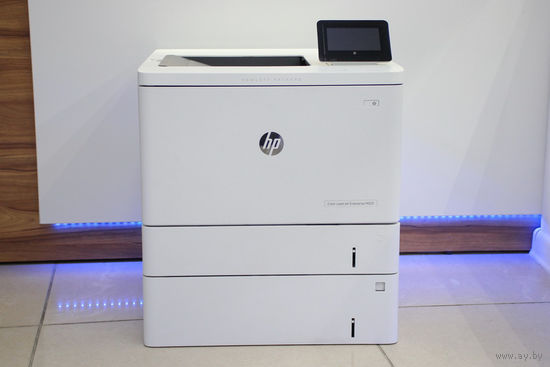 HP Color LaserJet Enterprise M553x (лазерная цветная печать, 1200 dpi, LAN, Wi-Fi).