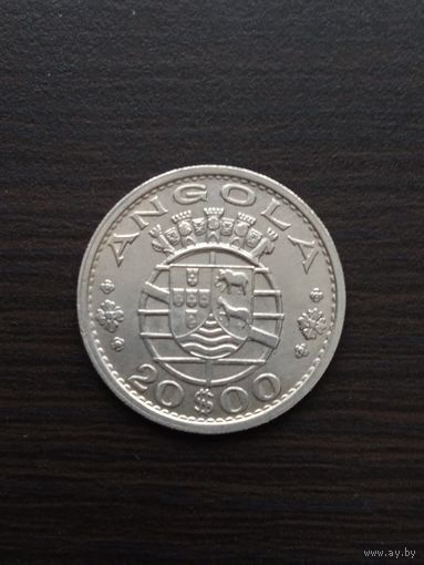 Португальская  Ангола  20 эскудо 1952 г., серебро