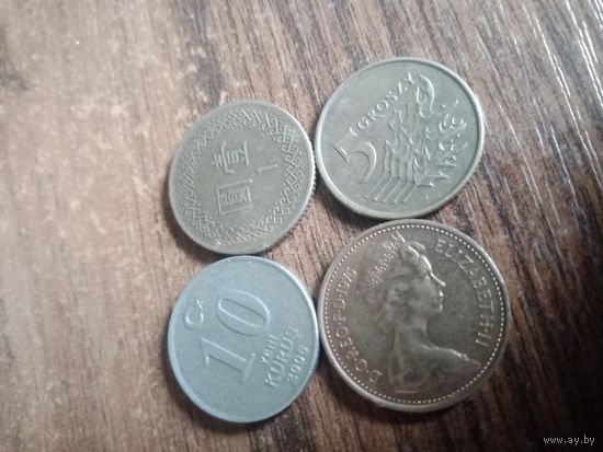 Монеты 69