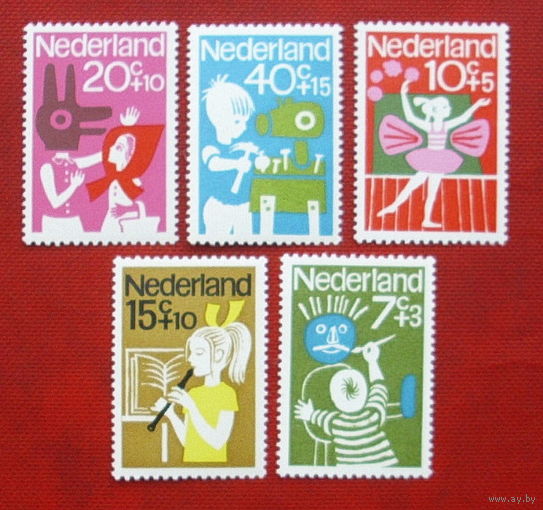 Нидерланды. Дети. ( 5 марок ) 1963 года. 9-19.