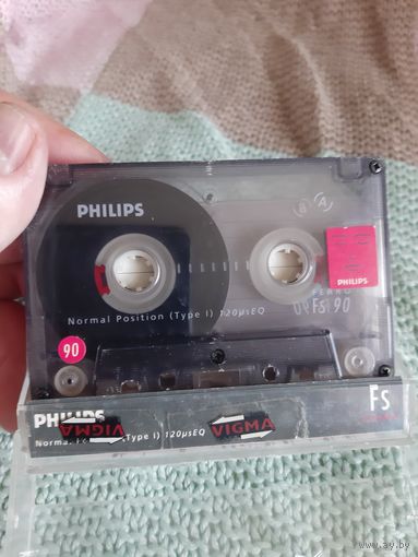 Кассета PHILIPS FS 90. Maggie Reilly, Red Hot Chili Peppers, Def Leppard.