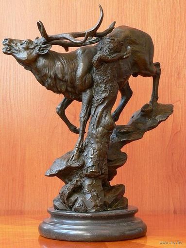 Скульптура "Величественный олень", Франция (На статуэтке клеймо-бренд "European Bronze Marbles")