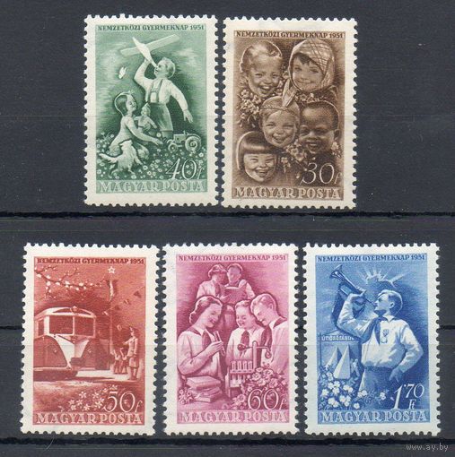 Международный год детей Венгрия 1951 год серия из 5 марок