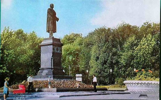 Г. Тула Памятник писателю Вересаеву В. В.