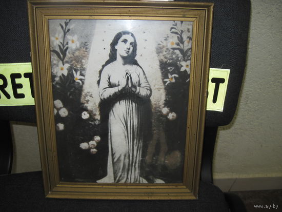 Католическая икона в деревянной раме под стеклом 34,5х28,5 см.