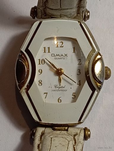 Часы OMAX .