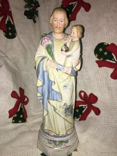 Религиозная с младенцем