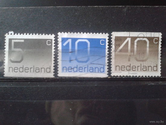 Нидерланды 1976 Стандарт, марки из буклета с обрезом