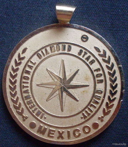 Медаль национальный институт мексика