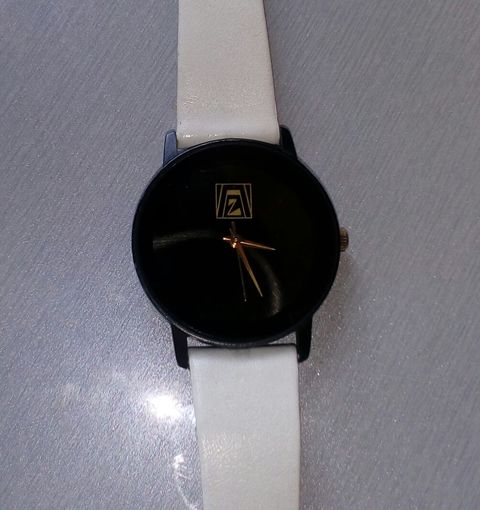 Часы  женские наручные " ZENTRA " кварц, Немецко-швейцарская фирма