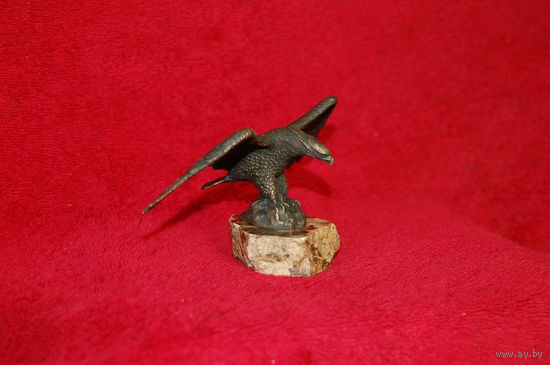 Статуэтка - орёл 2 , бронза на мраморе