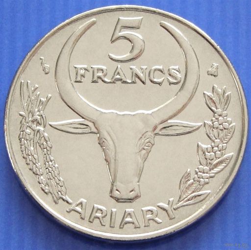 Мадагаскар.  5 франков 1996 год  KM#21  "Пуансеттия"