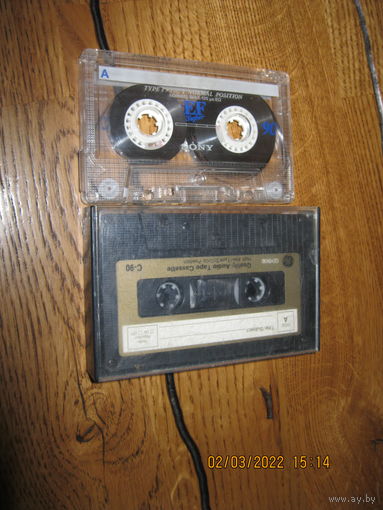 Аудиокассета с записью одним лотом