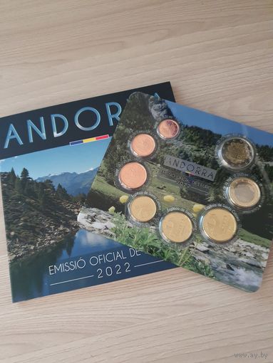 Андорра 2022 год. 1, 2, 5, 10, 20, 50 евроцентов, 1, 2 евро. Официальный набор монет в буклете.