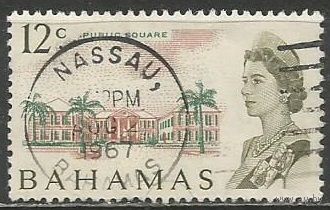Багамы. Королева Елизавета II. Главная площадь Нассау. 1967г. Mi#265.