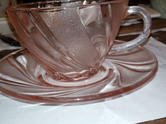Чайно-кофейные пары розовое карамельное стекло