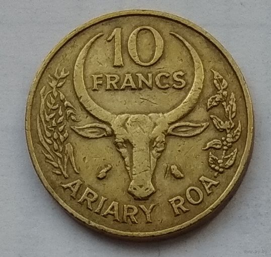 Мадагаскар 10 франков 1989 г.