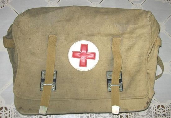 Инструмент медицинский (коллекция), лот No2: медицинская  войсковая сумка СМВ