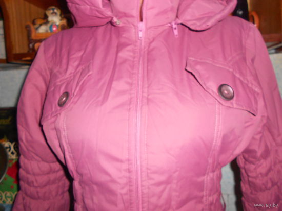 Пальто женское размер 38-40.