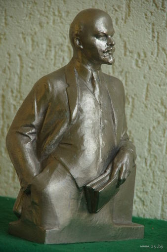 Статуэтка Ленин   30 см